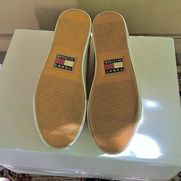 Tommy Hilfiger Platforms - Picture 4 of 8